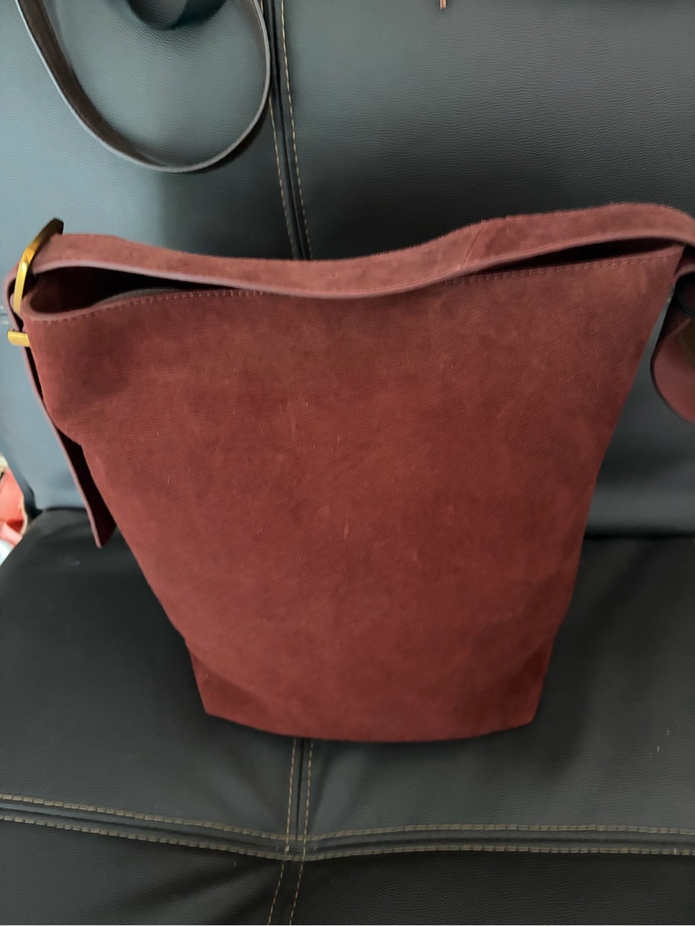 Margot Kaye Buckets Shoulder Bag in Burgundy